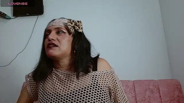Caticatrina online show from 25, 5, 2026