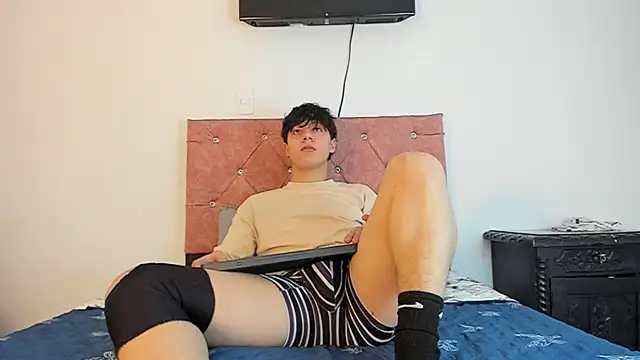 Liam saint online show from 6, 1, 2026