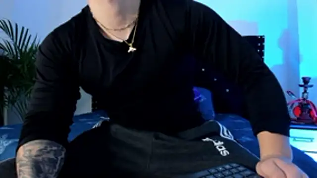 Liam saint online show from 14, 4, 2026