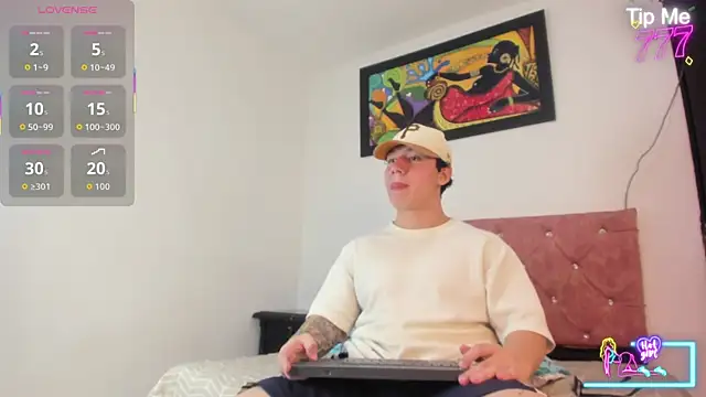 Snapshot of Liam_saint chatting on 8, 6, 2026 Liam saint online show from 8, 6, 2026
