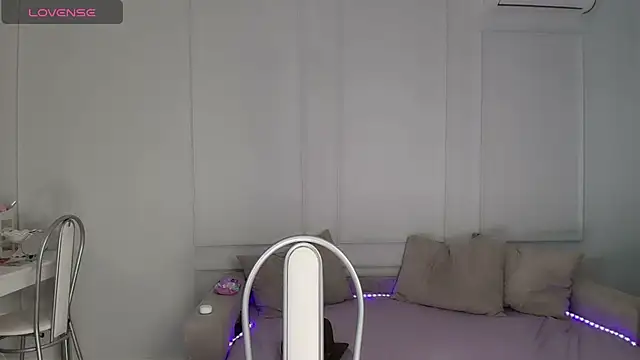 jasmilee online show from 20, 5, 2026