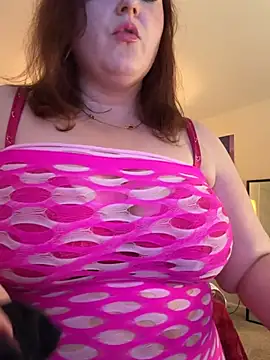 Snapshot of KittyCreamKisses chatting on 25, 5, 2026 KittyCreamKisses online show from 25, 5, 2026