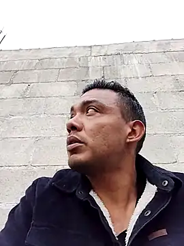 latinomoreno95 online show from 3, 2, 2026