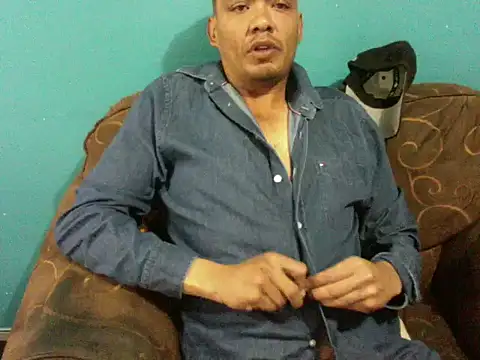 latinomoreno95 online show from 6, 2, 2026