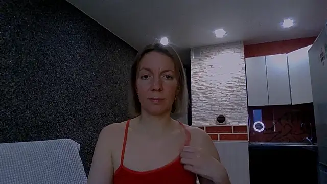 Snapshot of Amanda_Luxe chatting on 7, 2, 2026 Amanda Luxe online show from 7, 2, 2026