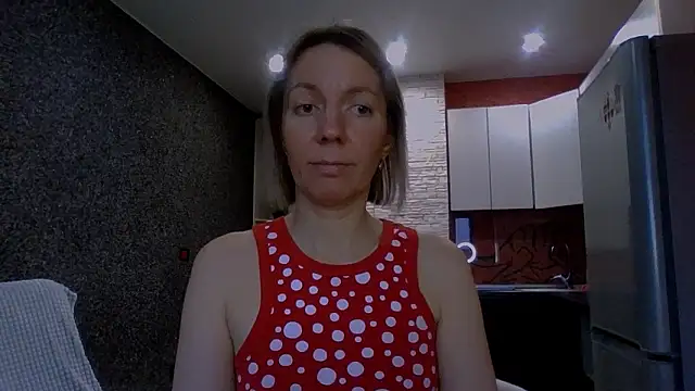 Snapshot of Amanda_Luxe chatting on 2, 2, 2026 Amanda Luxe online show from 2, 2, 2026