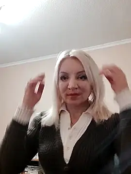 Snapshot of MiraStar984 chatting on 5, 2, 2026 MiraStar984 online show from 5, 2, 2026