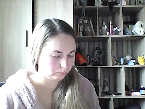 Snapshot of VikiLove765 chatting on 6, 1, 2026 VikiLove765 online show from 6, 1, 2026