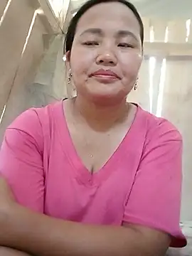 Snapshot of Muimui99 chatting on 27, 5, 2026 Muimui99 online show from 27, 5, 2026