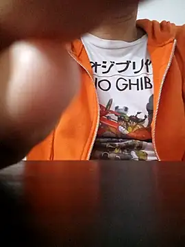 Snapshot of Henrytsuzuki chatting on 9, 1, 2026 Henrytsuzuki online show from 9, 1, 2026