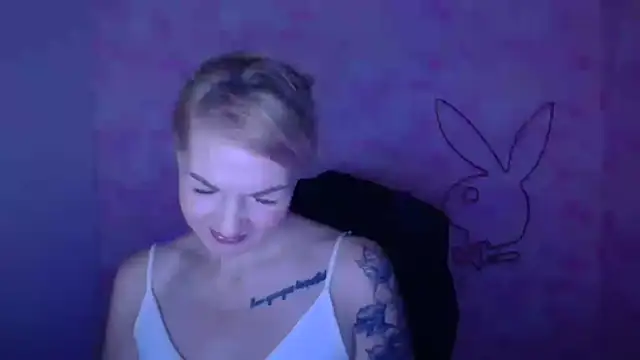 Snapshot of Madonna_Fire chatting on 9, 1, 2026 Madonna Fire online show from 9, 1, 2026