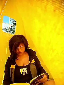 Zharo O online show from 9, 1, 2026