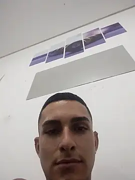 Fefe2805 online show from 25, 3, 2026