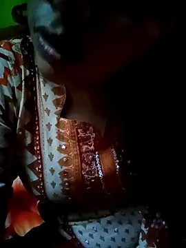 Snapshot of tusiakter4433 chatting on 27, 2, 2026 tusiakter4433 online show from 27, 2, 2026