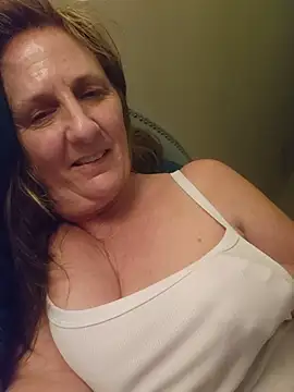 HotAzMilf online show from 18, 2, 2026