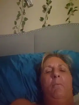 HotAzMilf online show from 3, 6, 2026