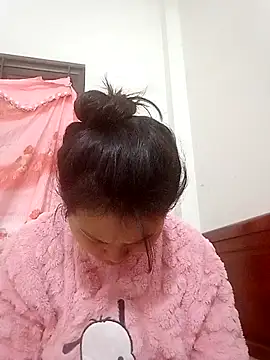 kira0021 online show from 13, 1, 2026