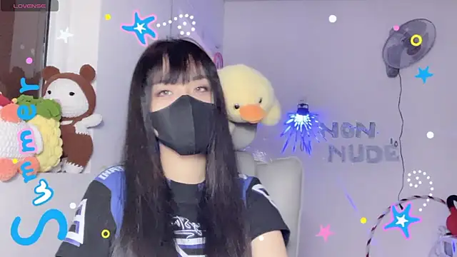 Snapshot of Tieu-May chatting on 9, 7, 2026 Tieu-May online show from 9, 7, 2026