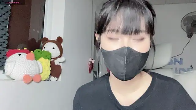Snapshot of Tieu-May chatting on 10, 7, 2026 Tieu-May online show from 10, 7, 2026