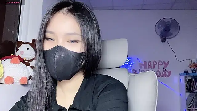 Snapshot of Tieu-May chatting on 12, 6, 2026 Tieu-May online show from 12, 6, 2026