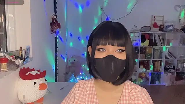 Tieu-May online show from 4, 3, 2026