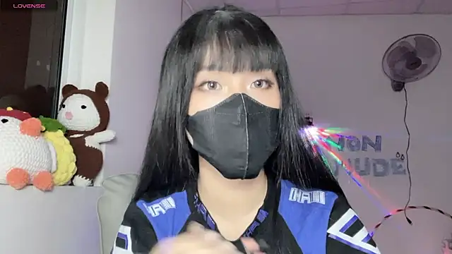 Snapshot of Tieu-May chatting on 16, 7, 2026 Tieu-May online show from 16, 7, 2026