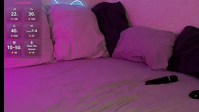 ValeryAlfie online show from 28, 3, 2026