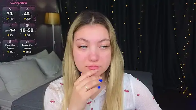 Angel  Grace online show from 18, 3, 2026