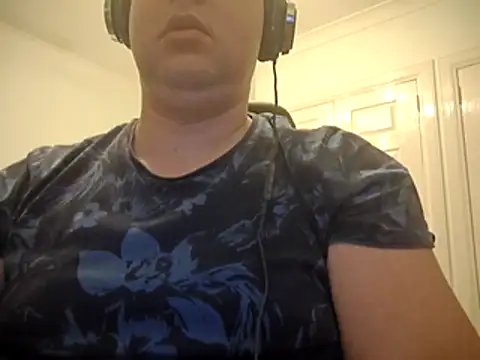 Snapshot of thetalldude265 chatting on 29, 3, 2026 thetalldude265 online show from 29, 3, 2026