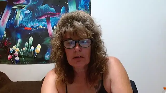 ladylavende3 online show from 3, 10, 2025