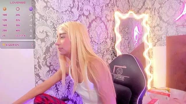 Snapshot of IRINA_TAY1 chatting on 2, 3, 2026 IRINA TAY1 online show from 2, 3, 2026