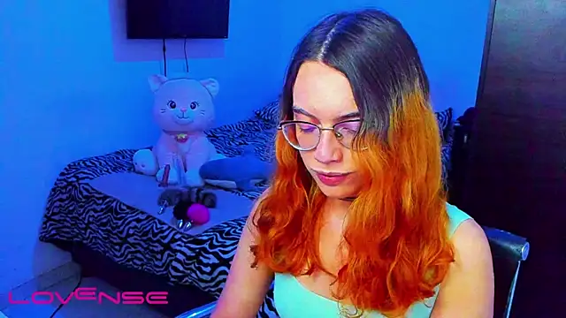 lillykittyyy online show from 27, 3, 2026