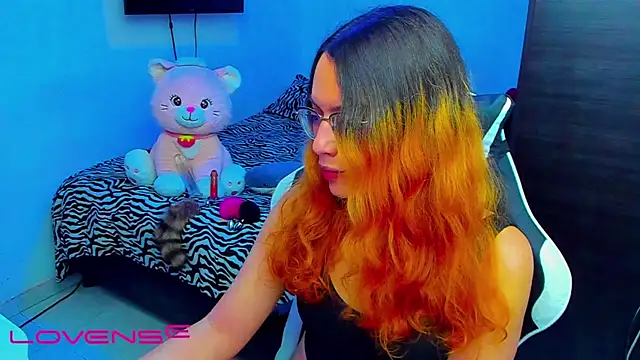 lillykittyyy online show from 13, 4, 2026