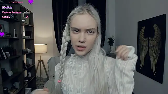 KristalCrowner online show from 8, 2, 2026