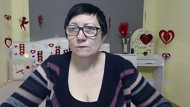 Snapshot of EmilyL0ve chatting on 1, 2, 2026 EmilyL0ve online show from 1, 2, 2026