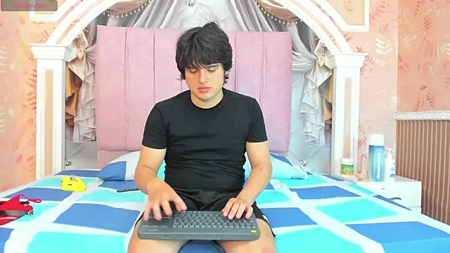 Mr increible elastigirl online show from 9, 1, 2026