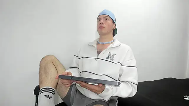 VelloTouch online show from 8, 1, 2026