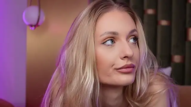 AmeliaAngel online show from 9, 11, 2025