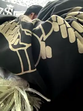 Liaevans   online show from 9, 1, 2026