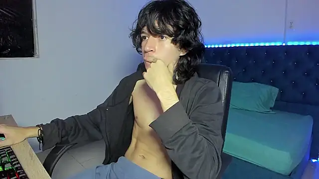 Snapshot of jack_grealish01 chatting on 1, 2, 2026 jack grealish01 online show from 1, 2, 2026