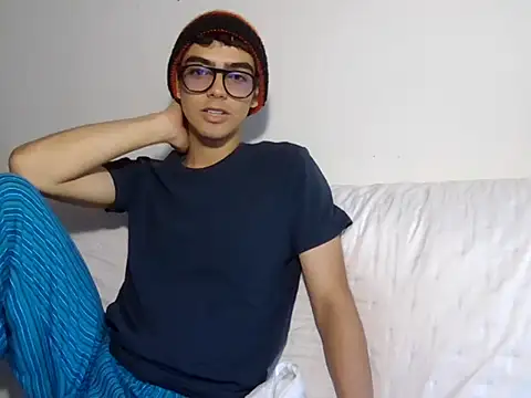 Colombian0baby online show from 11, 1, 2026