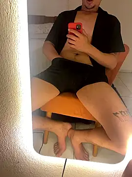 GostosoRS25 online show from 11, 1, 2026