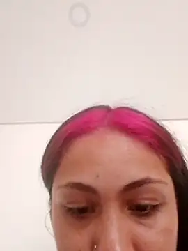 Snapshot of Luli2401 chatting on 5, 1, 2026 Luli2401 online show from 5, 1, 2026