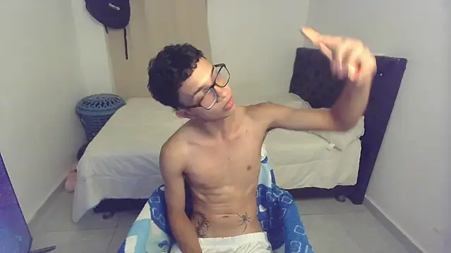 pocket loversxxx online show from 24, 4, 2026