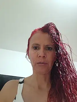 cintia love online show from 17, 4, 2026