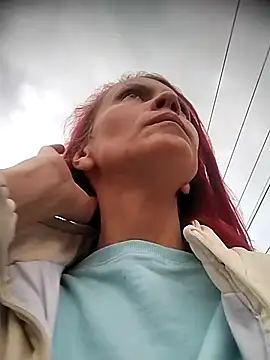 cintia love online show from 7, 1, 2026