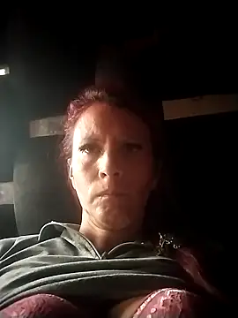 cintia love online show from 9, 2, 2026