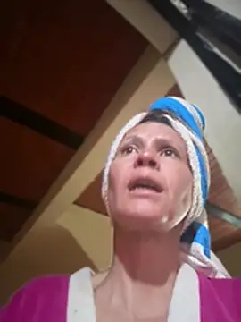 cintia love online show from 12, 1, 2026