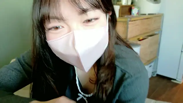   Yui  online show from 9, 2, 2026