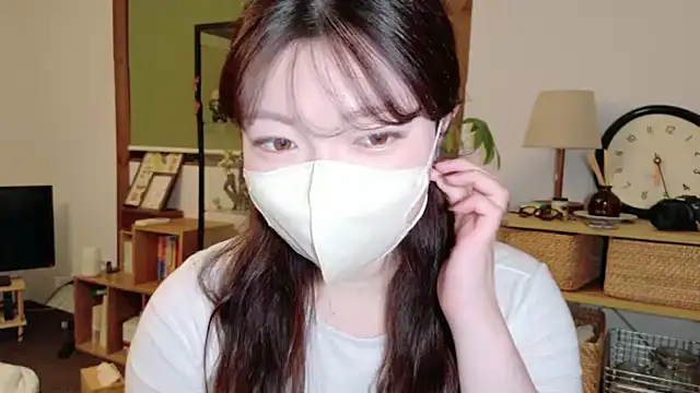   Yui  online show from 17, 6, 2026
